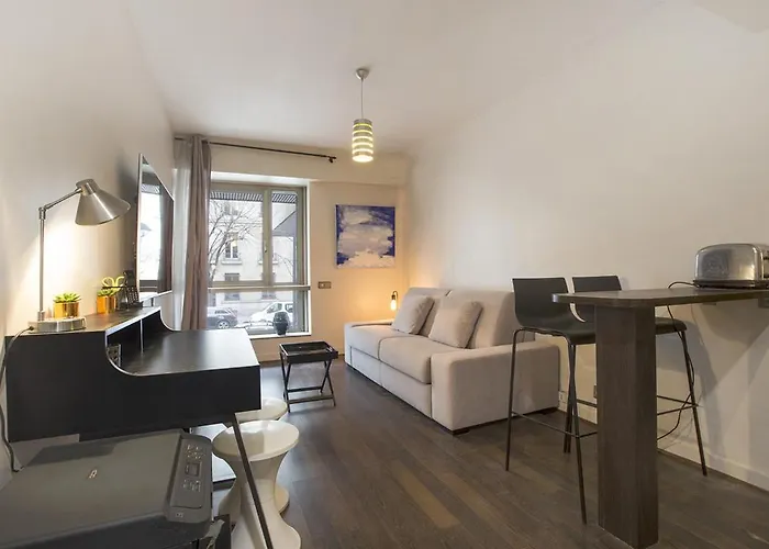 Etoile Foch Champs Elysees Hotel apartamentowy Paryż